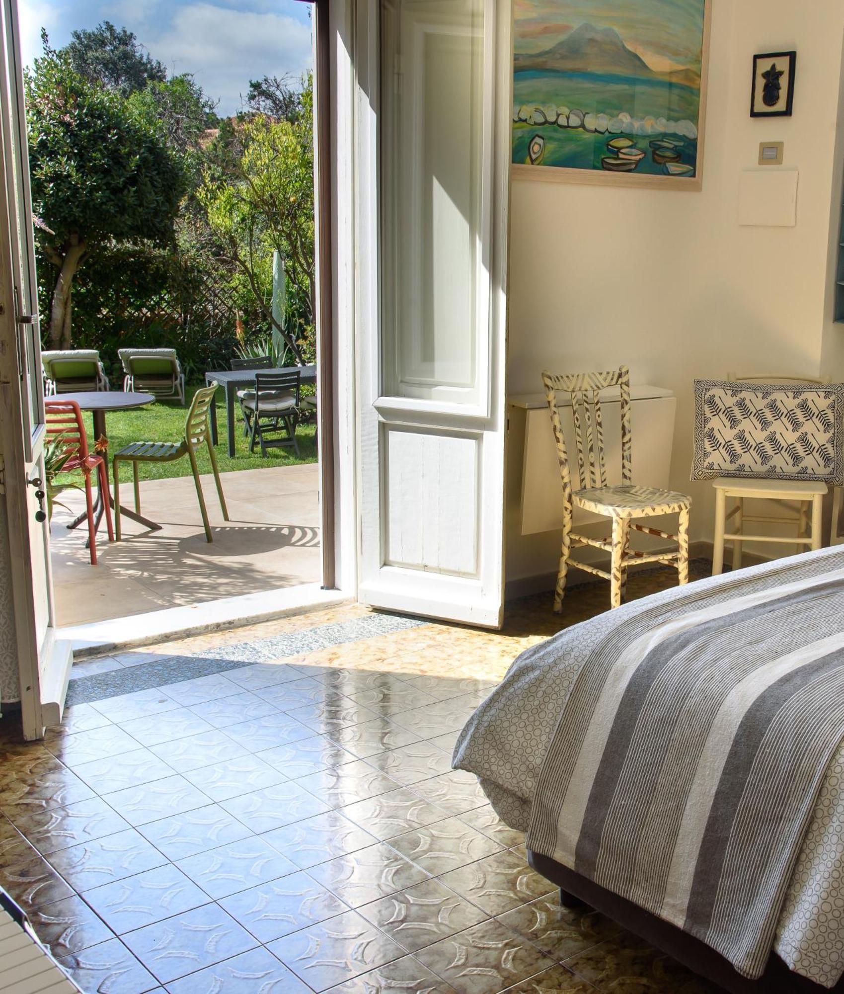 Il Giardino Di Tatiana Rooms & Breakfast La Maddalena  Exterior foto
