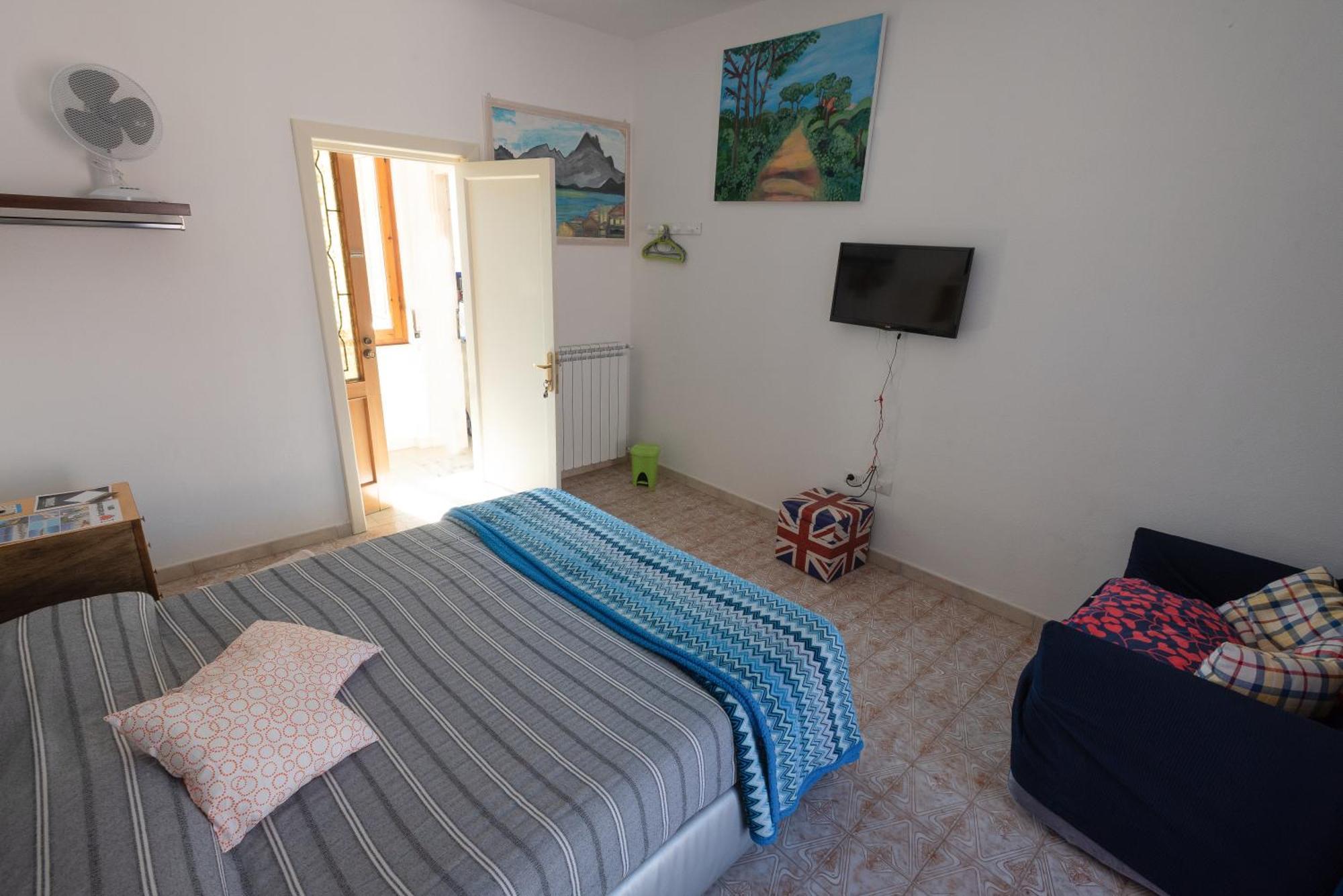 Il Giardino Di Tatiana Rooms & Breakfast La Maddalena  Zimmer foto